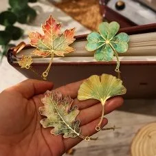 Marca-página de metal Folhas delicadas